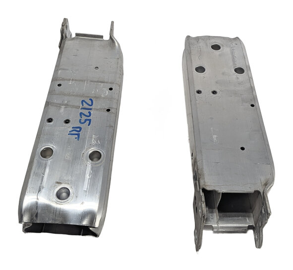 Thumbnail 2: 12-21 BMW 2 3 4 SERIES (F22 F30 F32) FRONT BUMPER REINFORCEMENT BRACKET SET/2