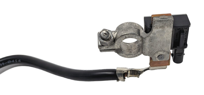 Thumbnail 6: 2014 BMW 328XID SEDAN (F30) 2.0L NEGATIVE GROUND BATTERY CABLE w/ IBS SENSOR