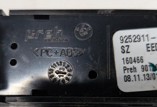 Thumbnail 9: 2014 BMW 328XID SEDAN (F30) CONSOLE DSC OFF SPORT ECO PRO DRIVING MODE SWITCH