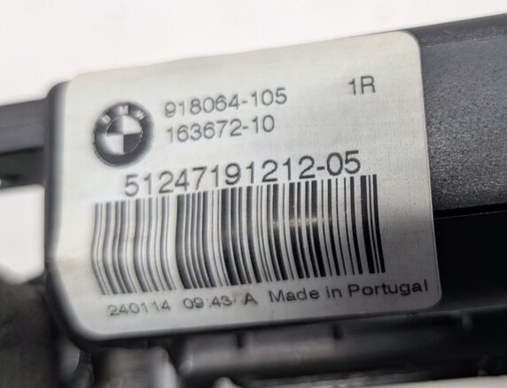 Thumbnail 7: 2014 BMW 328XID SEDAN (F30) REAR TRUNK LID DECKLID LOCK LATCH ACTUATOR MOTOR