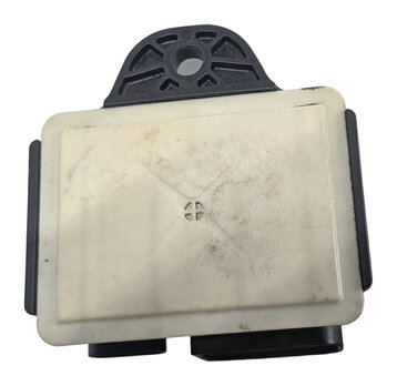 Thumbnail 5: 2014 BMW 328XID SEDAN (F30) 2.0L (N47) DIESEL ENGINE GLOW PLUG CONTROL MODULE
