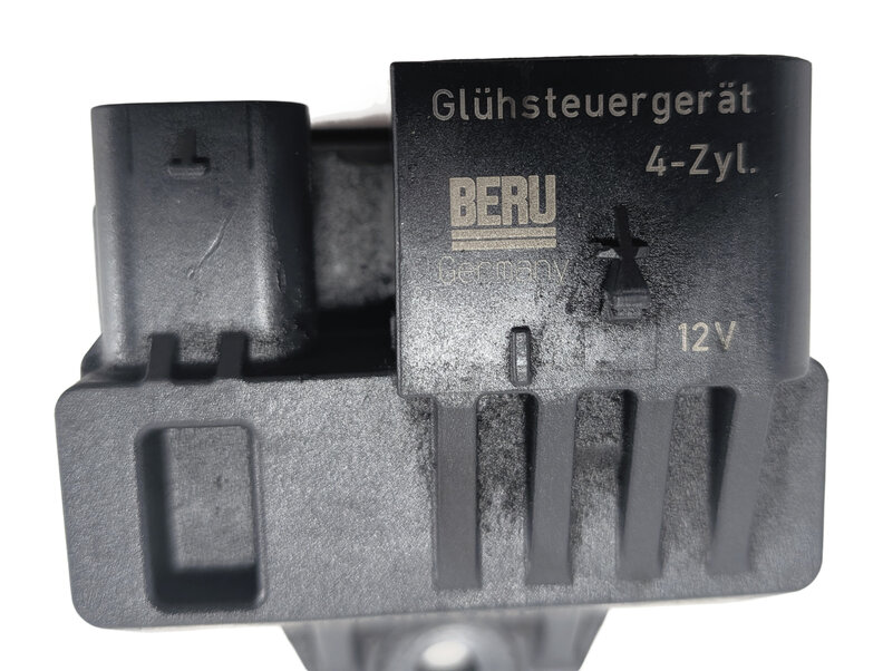 Thumbnail 7: 2014 BMW 328XID SEDAN (F30) 2.0L (N47) DIESEL ENGINE GLOW PLUG CONTROL MODULE