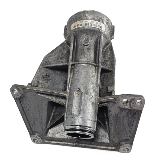 Thumbnail 2: 2014 BMW 328XID SEDAN (F30) FRONT RIGHT PASSENGER CV AXLE SHAFT SUPPORT BRACKET