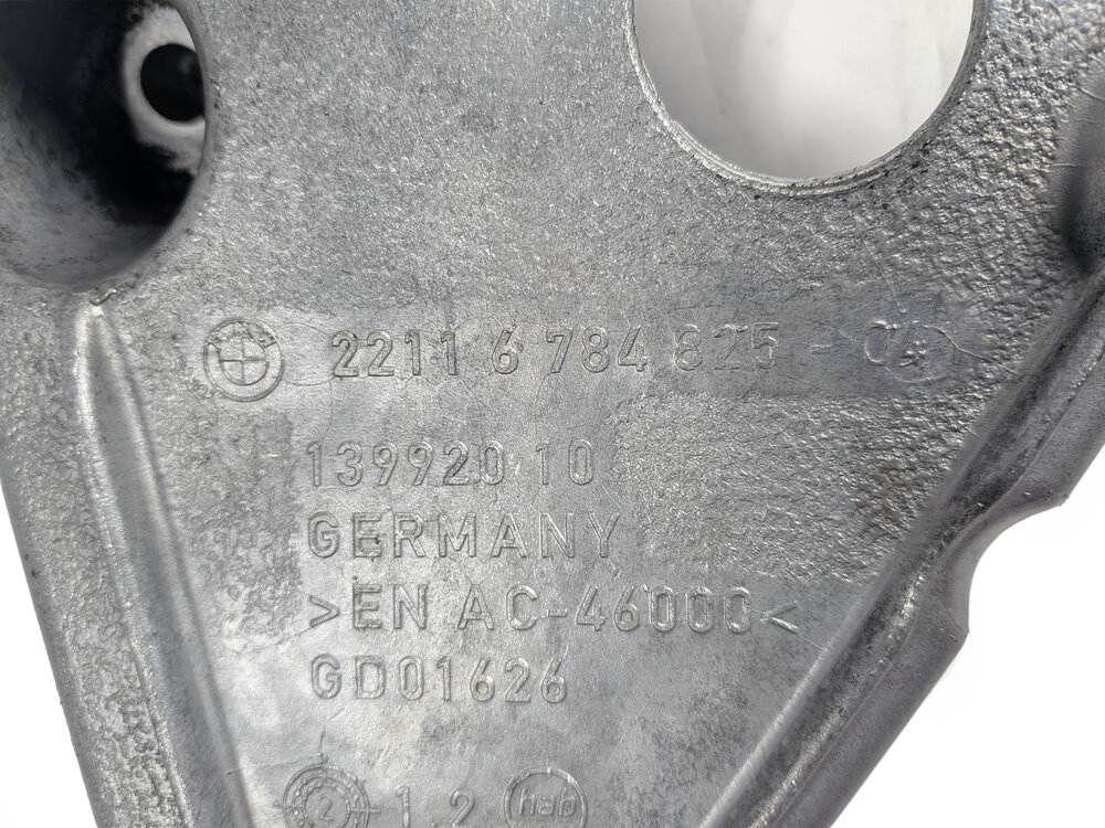 Thumbnail 7: 2014 BMW 328XID SEDAN (F30) 2.0L N47 ENGINE LEFT/RIGHT MOTOR MOUNT BRACKET SET/2
