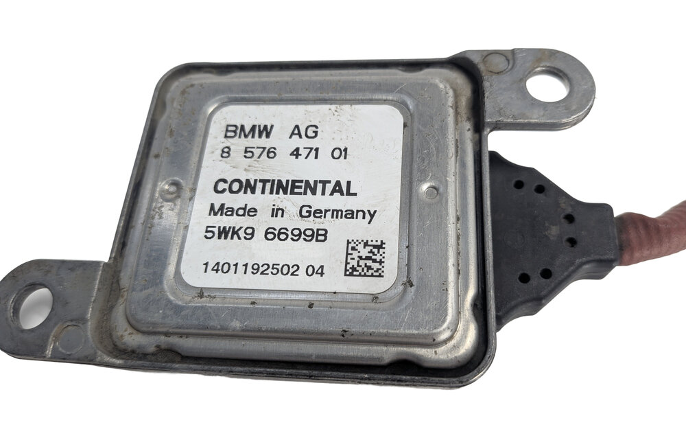 Thumbnail 8: 2014 BMW 328XID SEDAN (F30) 2.0L N47 DIESEL ENGINE NOX SENSOR w/ CONTROL MODULE