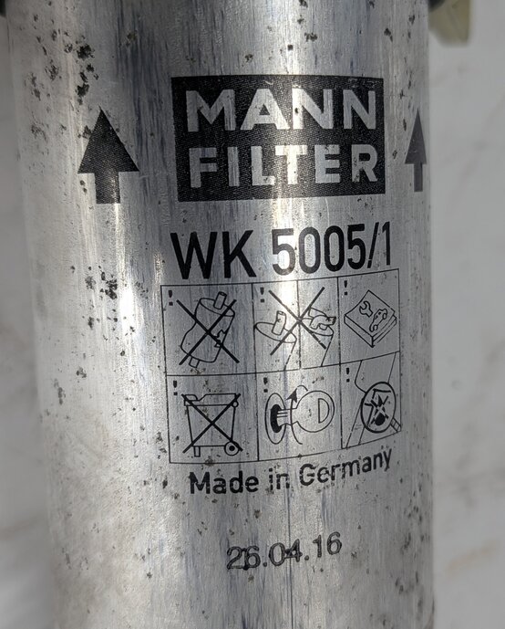 Thumbnail 7: 2014 BMW 328XID SEDAN (F30) 2.0L N47 ENGINE DIESEL FUEL FILTER w/ HEATER BRACKET