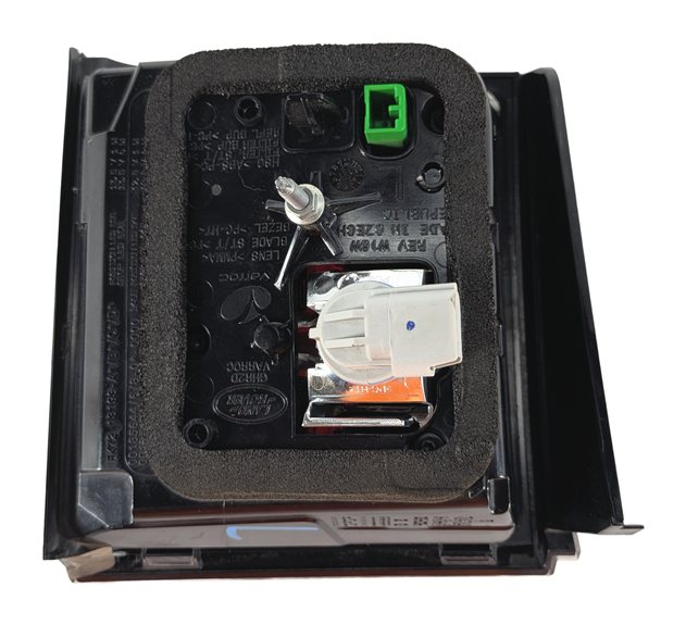 Thumbnail 8: 2015-2019 LAND ROVER DISCOVERY SPORT (L550) LEFT REAR INNER TAILLIGHT LIGHT LAMP