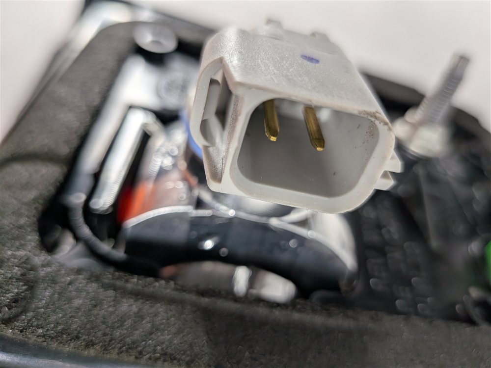 Thumbnail 9: 2015-2019 LAND ROVER DISCOVERY SPORT (L550) LEFT REAR INNER TAILLIGHT LIGHT LAMP
