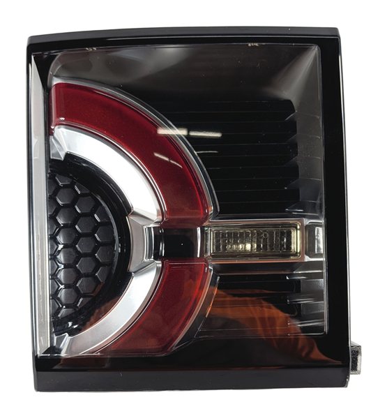 Thumbnail 3: 15-19 LAND ROVER DISCOVERY SPORT (L550) RIGHT REAR INNER TAILLIGHT LIGHT LAMP