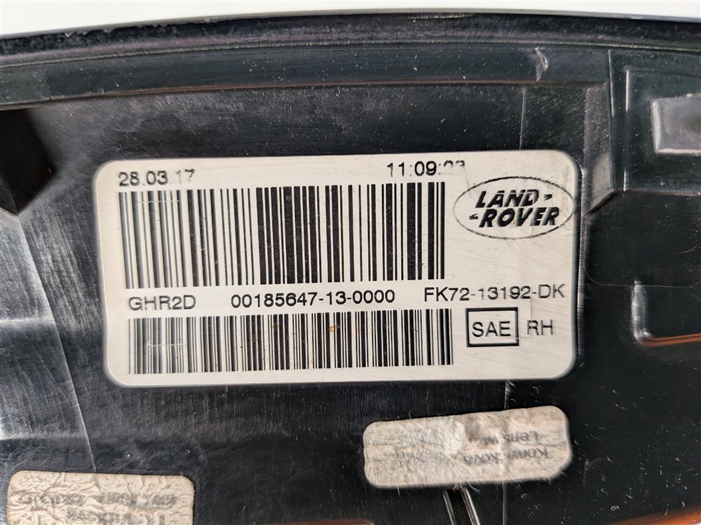 Thumbnail 8: 15-19 LAND ROVER DISCOVERY SPORT (L550) RIGHT REAR INNER TAILLIGHT LIGHT LAMP