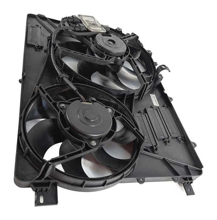 Thumbnail 5: 12-17 LR2 DISCOVERY SPORT RANGE ROVER EVOQUE L550 RADIATOR COOLING FAN & SHROUD
