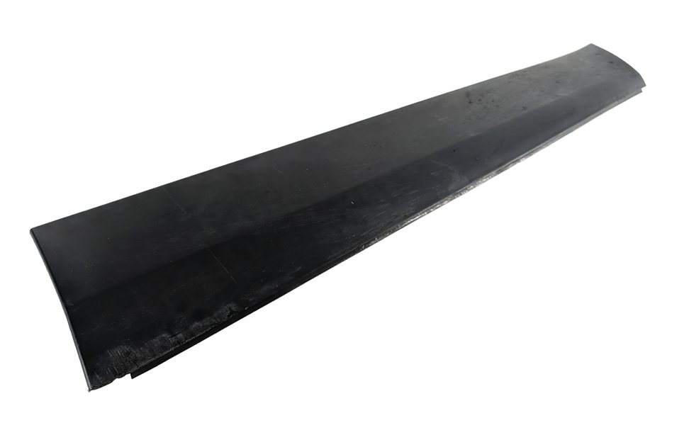 15-19 LAND ROVER DISCOVER SPORT (L550) FRONT RIGHT PASSENGER DOOR MOULDING TRIM