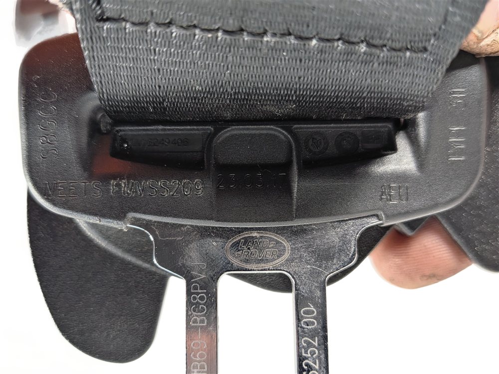 Thumbnail 8: 2016 LAND ROVER DISCOVERY SPORT (L550) REAR LEFT SEAT SEATBELT RETRACTOR (Black)