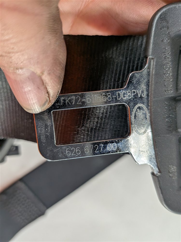 Thumbnail 9: 17 LAND ROVER DISCOVERY SPORT L550 REAR RIGHT 3RD ROW SEATBELT RETRACTOR (Black)