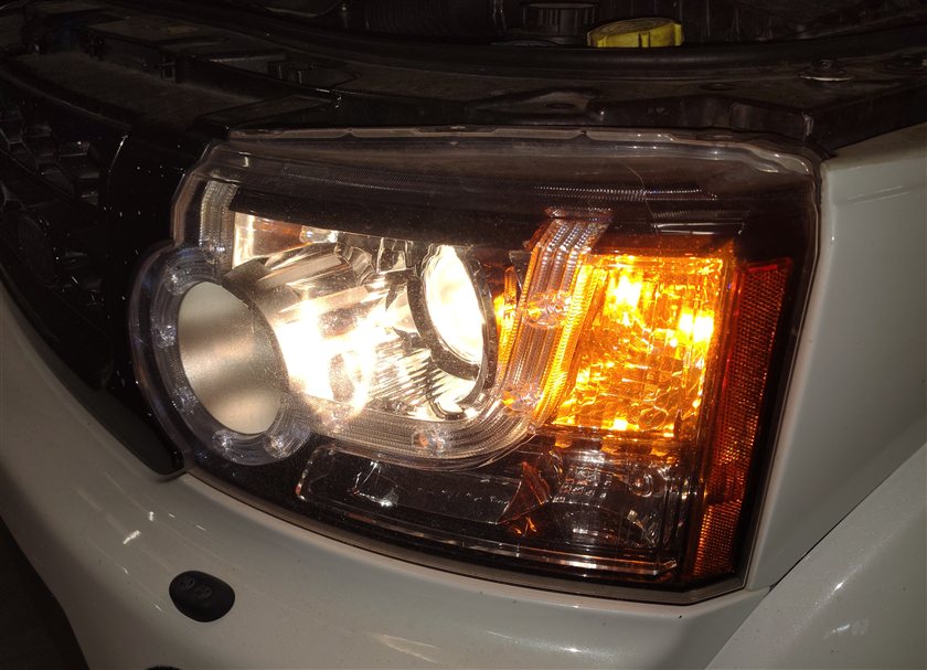 Thumbnail 2: 2010-2013 LAND ROVER LR4 - LEFT DRIVER (AUTO LEVEL) HALOGEN HEADLIGHT LIGHT LAMP