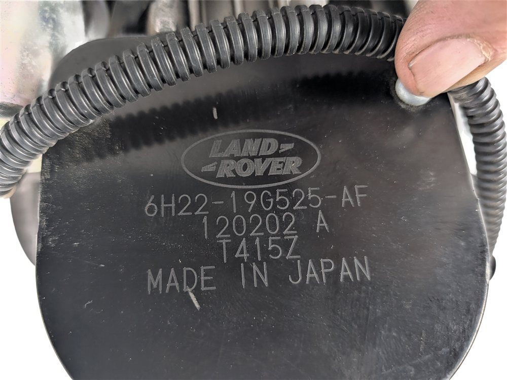 Thumbnail 9: 05-16 RANGE ROVER LR3 LR4 (L322/L320) AIR SUSPENSION COMPRESSOR PUMP (HITACHI)