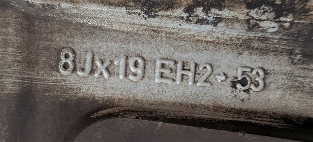 Thumbnail 9: 10-13 LAND ROVER LR4 - 19x8 (SILVER SPARKLE) 14-SPOKE ALUMINUM ALLOY WHEEL RIM