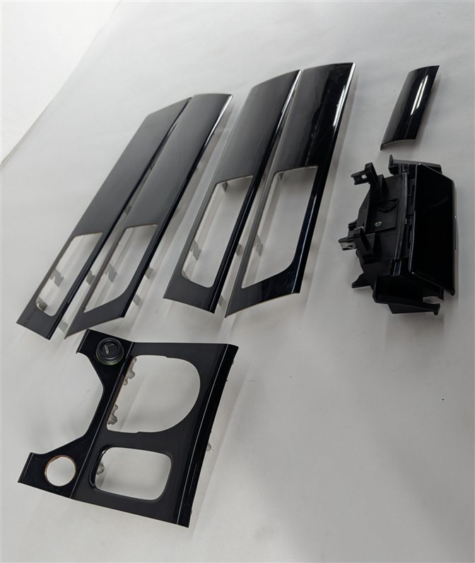 Thumbnail 5: 2011 LAND ROVER LR4 (L319) INTERIOR DASH CONSOLE DOOR TRIM SET/7 (Piano Black)
