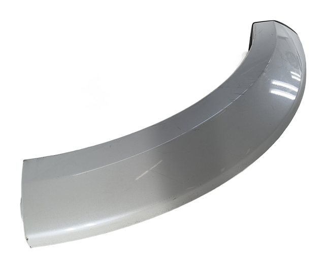 2012 LAND ROVER LR4 L319 REAR RIGHT QUARTER WHEEL ARCH FENDER FLARE TRIM (WHITE)