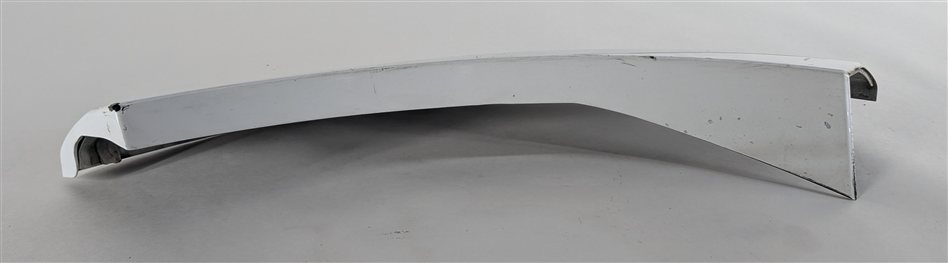 Thumbnail 6: 2011 LAND ROVER LR4 L319 REAR RIGHT DOOR WHEEL ARCH FENDER FLARE MOLDING (White)