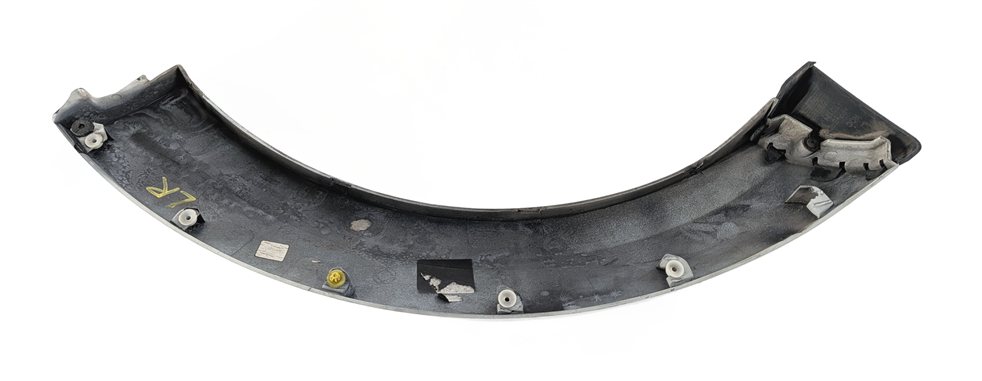 Thumbnail 7: 2012 LAND ROVER LR4 L319 REAR LEFT QUARTER WHEEL ARCH FENDER FLARE TRIM (WHITE)
