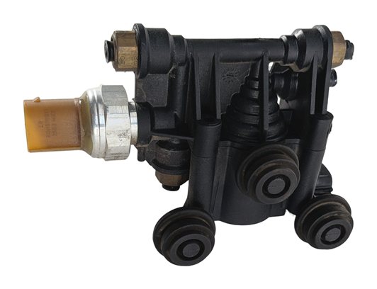 Thumbnail 4: 2011 LAND ROVER LR4 L319 AIR SUSPENSION RESERVOIR VALVE BLOCK w/ PRESSURE SENSOR