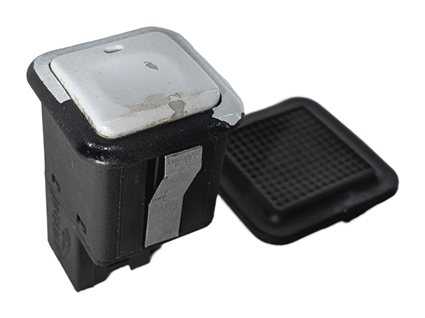 2012 LAND ROVER LR4 (L319) LOWER TAILGATE RELEASE OPEN SWITCH w/ RUBBER COVER