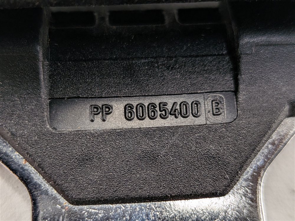 Thumbnail 9: 2011 LAND ROVER LR4 (L319) 3RD ROW LEFT & RIGHT SEATBELT RETRACTOR SET/2 (Black)