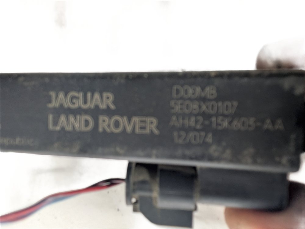 Thumbnail 11: 2011 LAND ROVER LR4 L319 REAR PARK ASSIST PDC SENSOR SET/4 w/ HARNESS (White)