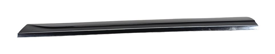 Thumbnail 3: 13-17 AUDI Q5 B8 8R FRONT RIGHT PASSENGER LOWER DOOR MOULDING TRIM PANEL (Black)