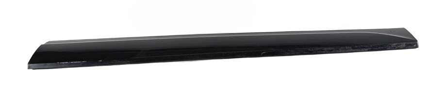 Thumbnail 6: 13-17 AUDI Q5 B8 8R FRONT RIGHT PASSENGER LOWER DOOR MOULDING TRIM PANEL (Black)