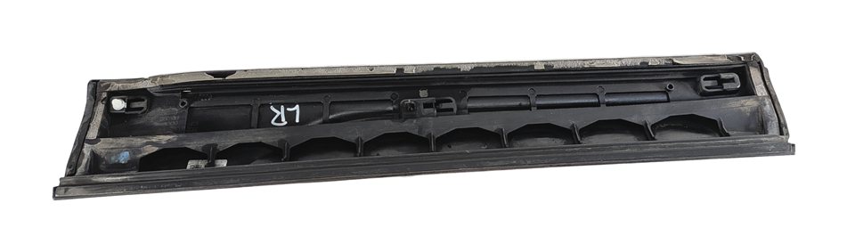 Thumbnail 7: 13-17 AUDI Q5 (B8 8R) REAR LEFT DOOR EXTERIOR LOWER MOULDING RUNNER TRIM (Black)