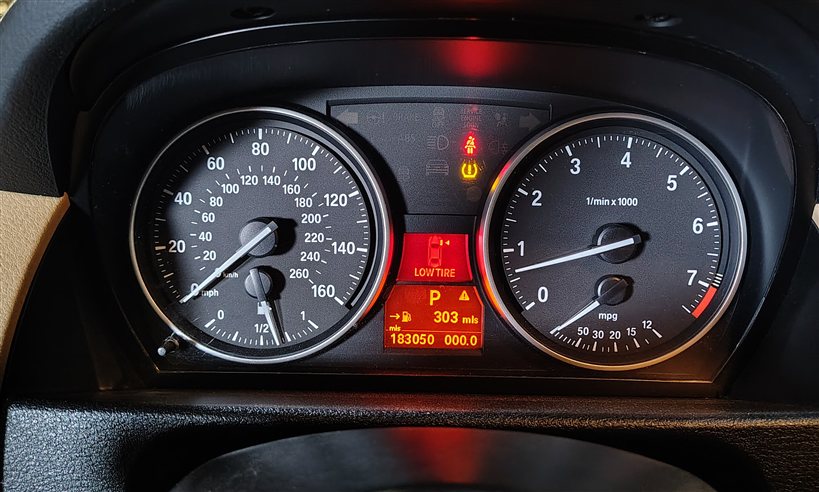 Thumbnail 2: 09-11 BMW 323i 328i X1 (E84 E90 E91) SPEEDOMETER INSTRUMENT GAUGE CLUSTER (183k)