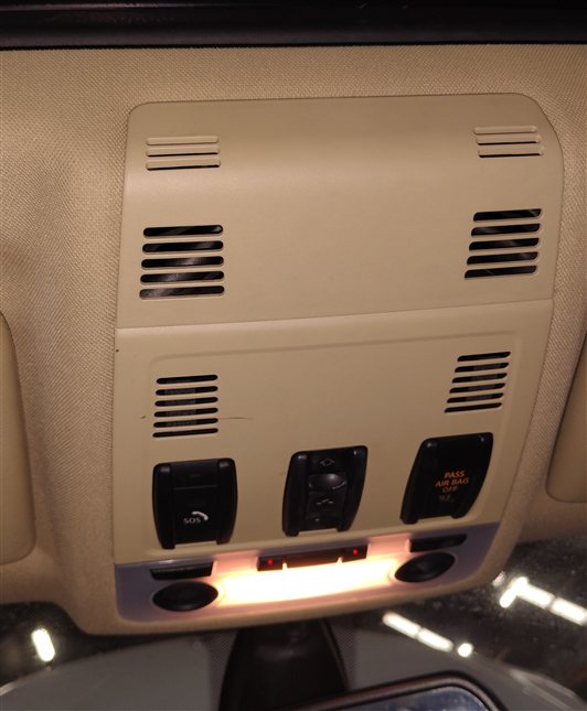 Thumbnail 2: 2014 BMW X1 (E84) FRONT OVERHEAD DOME READING LIGHT w/ SUNROOF SWITCH (Beige)