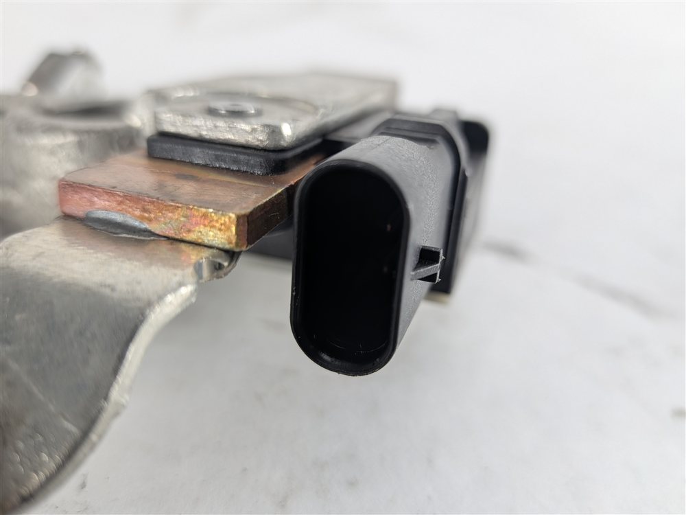 Thumbnail 8: 2014 BMW X1 (E84) 2.0L NEGATIVE GROUND BATTERY CABLE w/ IBS INTELLIGENT SENSOR