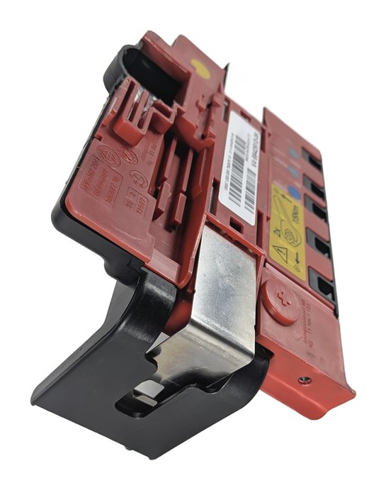Thumbnail 2: 2014 BMW X1 (E84) 2.0L REAR POSITIVE BATTERY TERMINAL POWER DISTRIBUTION BLOCK