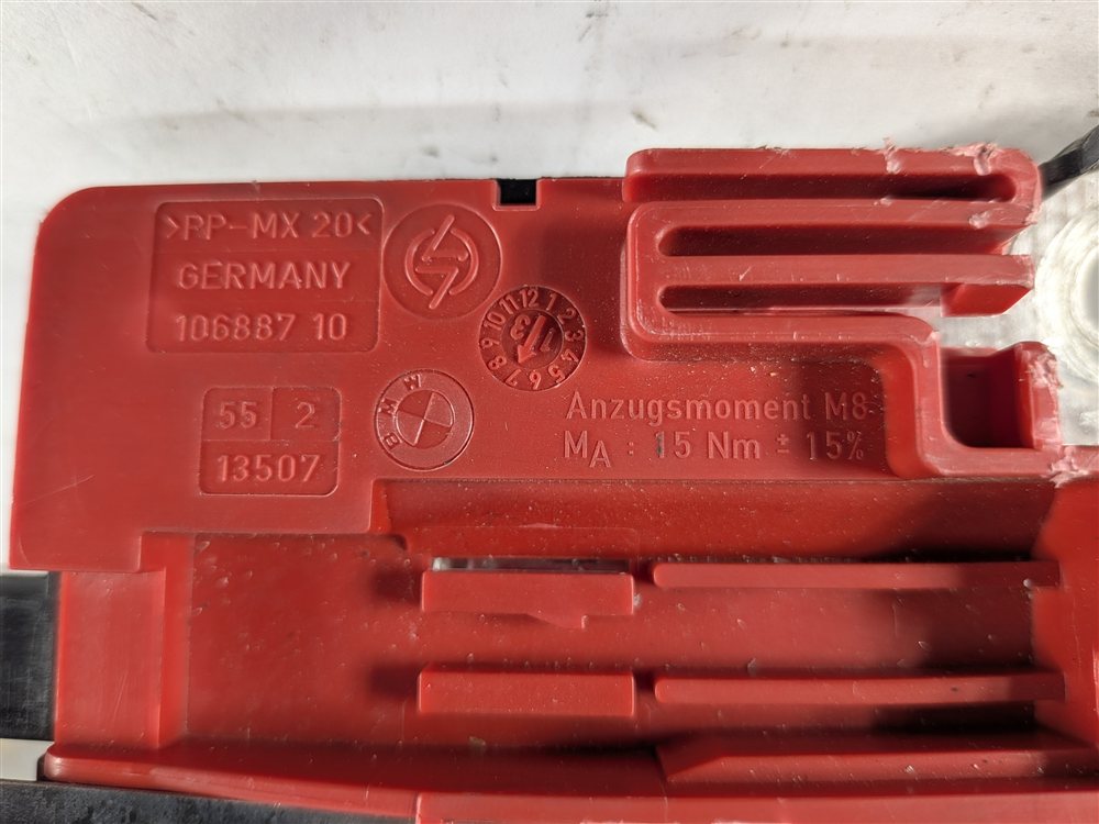 Thumbnail 8: 2014 BMW X1 (E84) 2.0L REAR POSITIVE BATTERY TERMINAL POWER DISTRIBUTION BLOCK