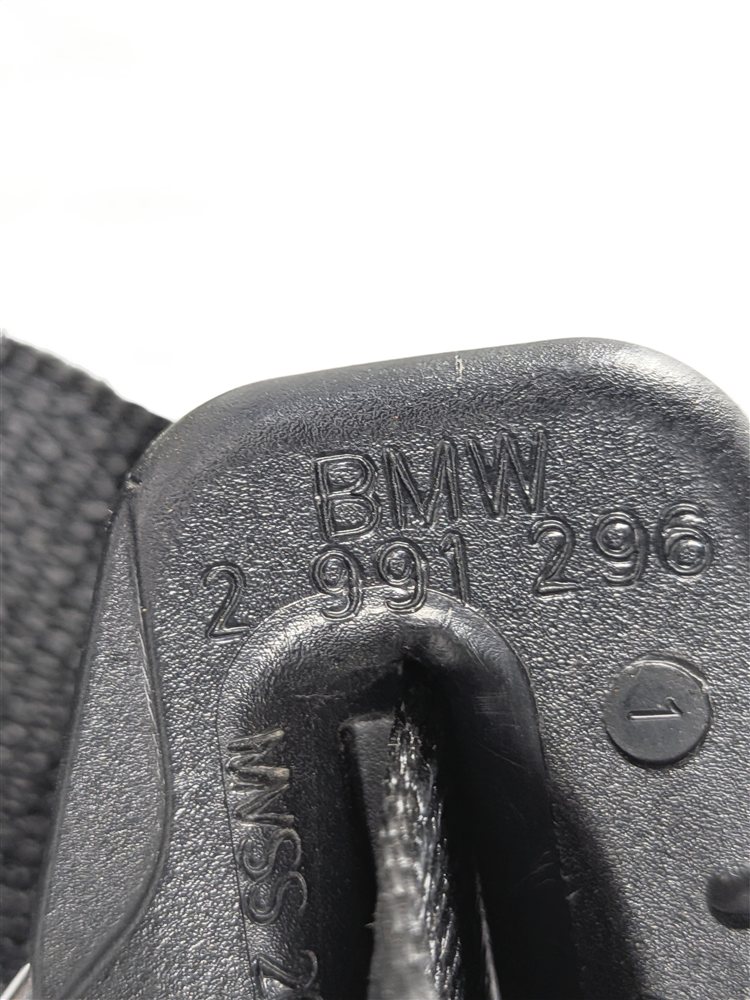 Thumbnail 12: 2014 BMW X1 (E84) REAR LEFT/CENTER/RIGHT SEAT SEATBELT RETRACTOR SET/3 (Black)