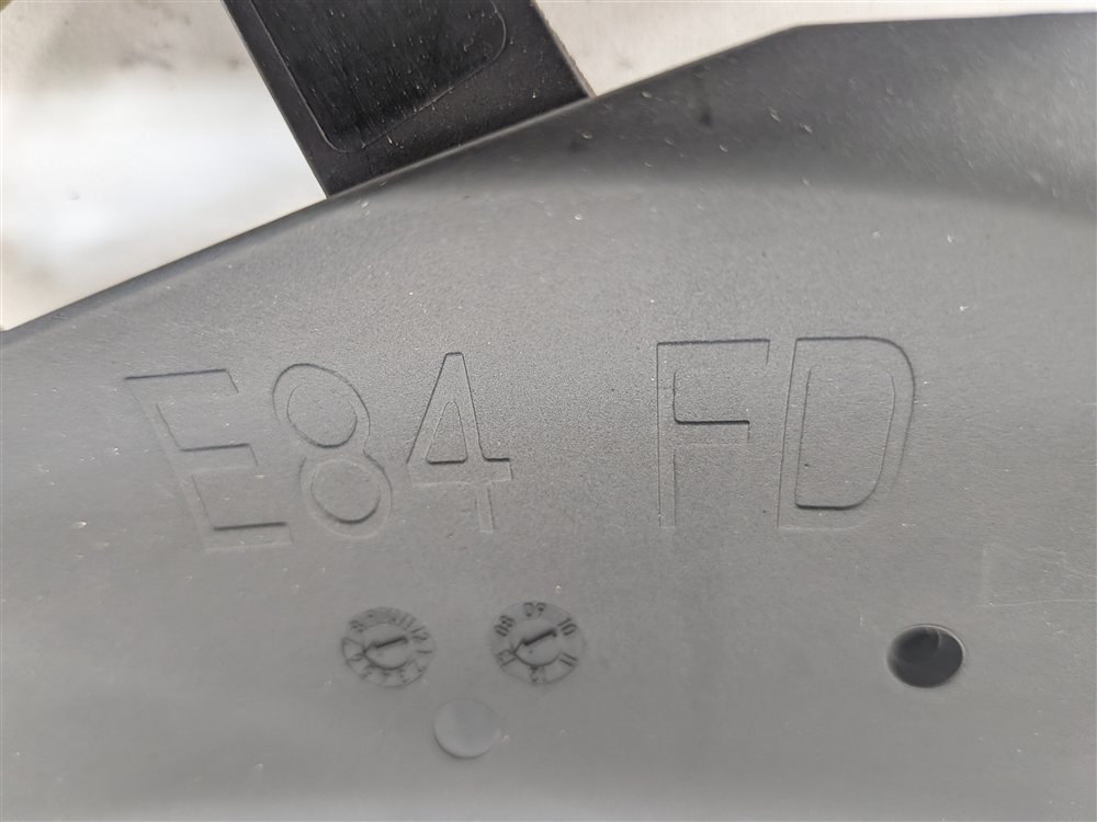 Thumbnail 8: 12-15 BMW X1 (E84) FRONT LEFT DRIVER OUTSIDE DOOR HANDLE (w/o COMFORT) (White)