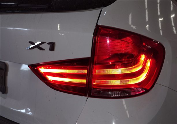 Thumbnail 2: 2012-2015 BMW X1 (E84) RIGHT PASSENGER REAR OUTER TAILLIGHT BRAKE LIGHT LAMP