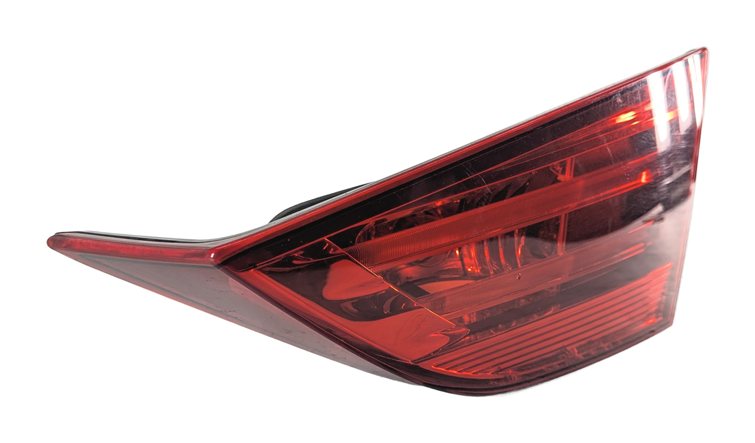 2012-2015 BMW X1 (E84) RIGHT PASSENGER REAR TRUNK INNER TAILLIGHT LIGHT LAMP