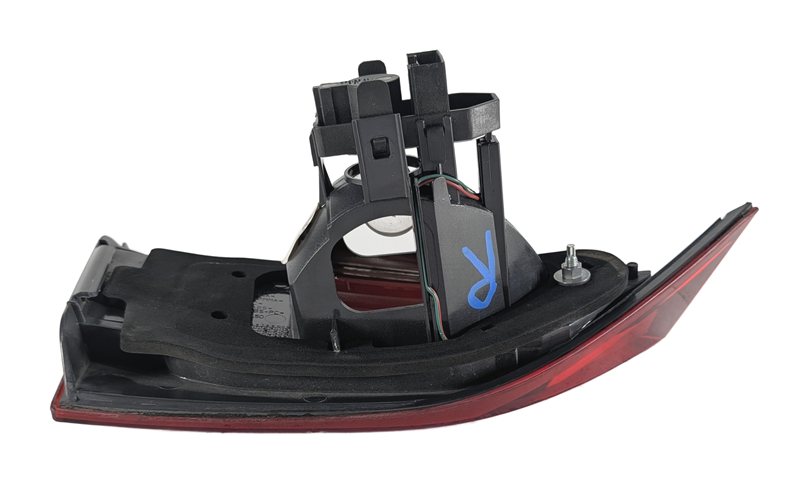 Thumbnail 6: 2012-2015 BMW X1 (E84) RIGHT PASSENGER REAR TRUNK INNER TAILLIGHT LIGHT LAMP