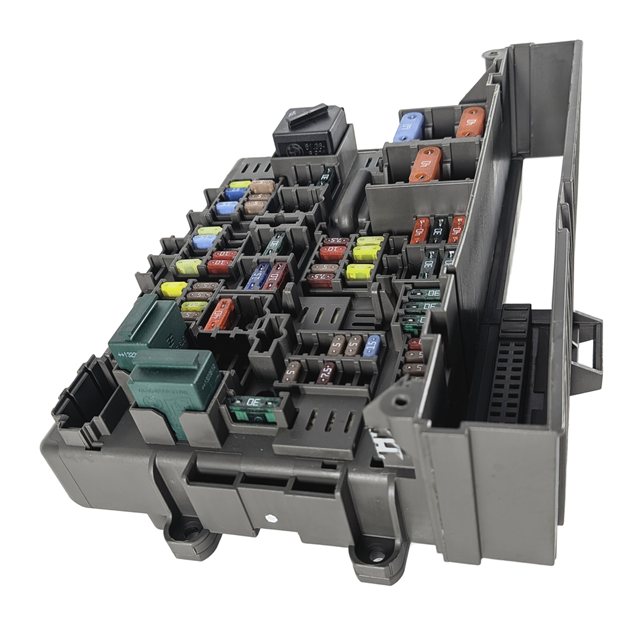 Thumbnail 2: 08-15 BMW 128i 135i 328i 335i M3 X1 (E84 E87 E90) POWER DISTRIBUTION FUSE BOX