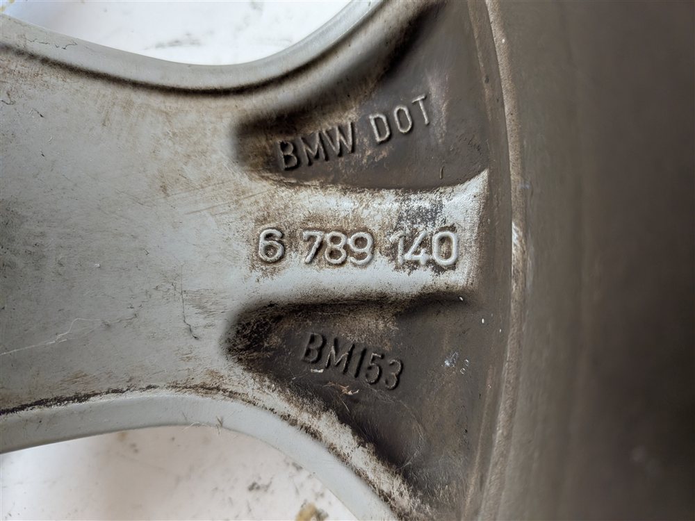 Thumbnail 9: 2012-2015 BMW X1 (E84) 17x7.5 ALUMINUM ALLOY 5-SPOKE WHEEL RIM (SILVER)