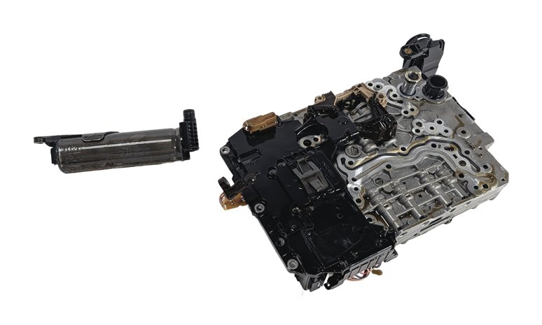 Thumbnail 2: 2013-2017 AUDI Q5 (B8 8R) AWD AUTOMATIC TRANSMISSION VALVE BODY w/HYDRAULIC PUMP