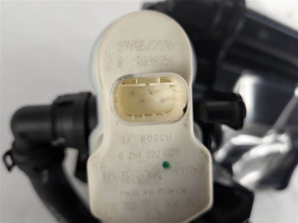 Thumbnail 8: 2016-2018 AUDI A3 (8V 8VF 8Y) EMISSIONS FUEL VAPOR CHARCOAL CANISTER BOX