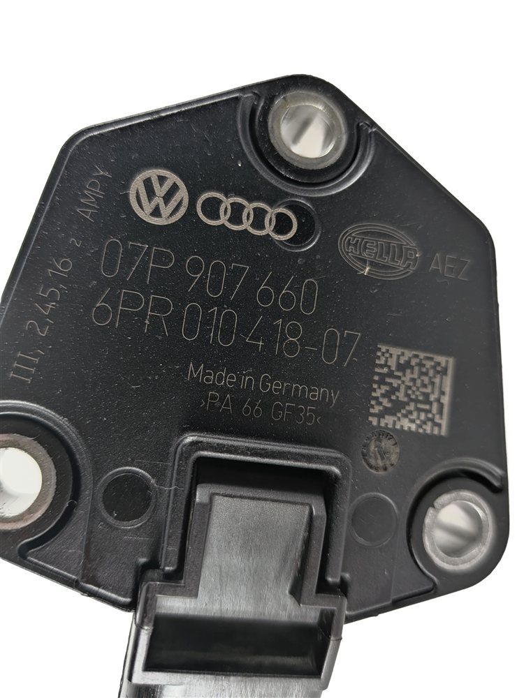 Thumbnail 9: 16-18 AUDI A3 E-TRON (8V) 1.4L HYBRID (CXUA) ENGINE MOTOR OIL FLUID LEVEL SENSOR