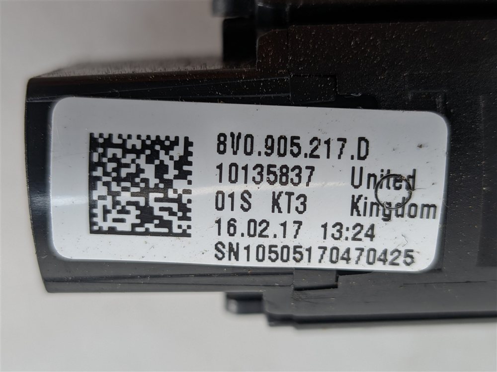 Thumbnail 9: 2015-2018 AUDI A3 S3 (8V) KEYLESS ENGINE START STOP IGNITION PUSH BUTTON SWITCH