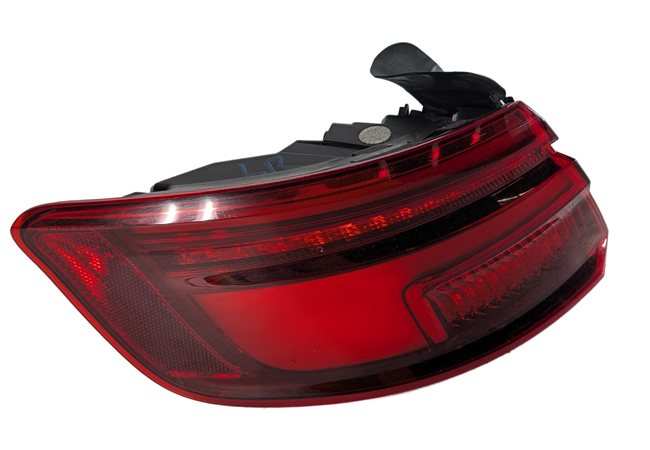 16-18 AUDI A3 E-TRON 8VF LEFT DRIVER REAR OUTER TAILLIGHT BRAKE LIGHT LAMP (LED)