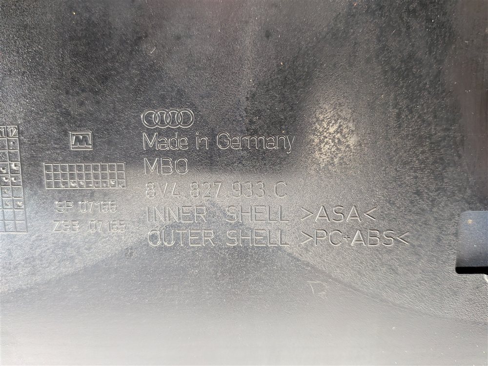 Thumbnail 8: 16-18 AUDI A3 E-TRON 8VF REAR SPOILER WING w/ 3rd BRAKE LIGHT (Gray)